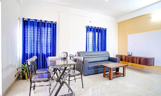 העיר בנגלור Hotel Sunroof Suites מראה חיצוני תמונה